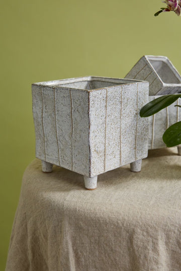 Lark Planter