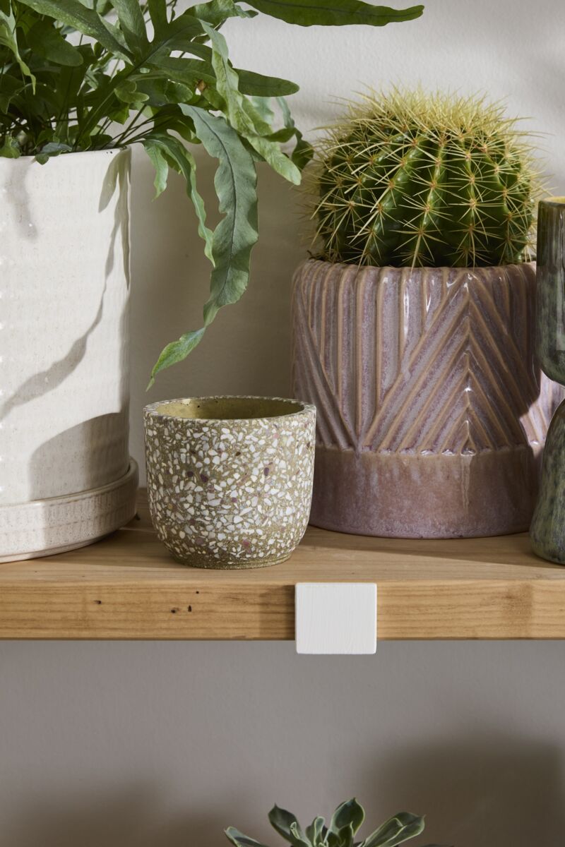 Paloma Pebbled Planter