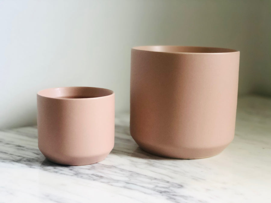 Modern Matte Pot in Pink - 4.75